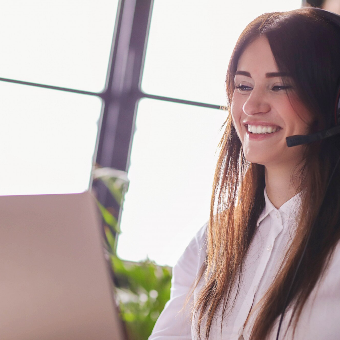 Benefit from our dedicated customer support team available to
          assist you throughout the trading process.